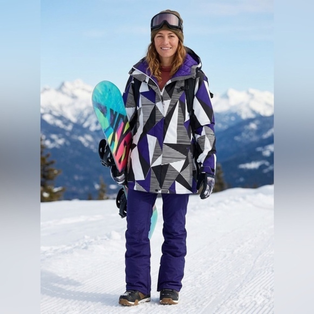Empyre Women’s Medium 10,000 MM Black White Graphic Print Ski Snowboard Jacket M